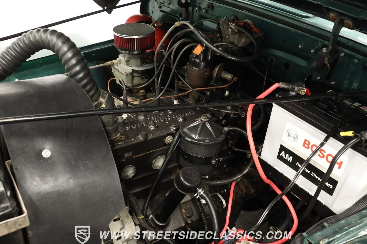 Willys-Jeep-Wagon-1958-Jeep-30