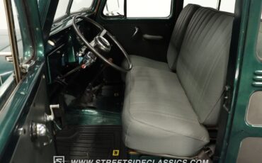 Willys-Jeep-Wagon-1958-Jeep-34