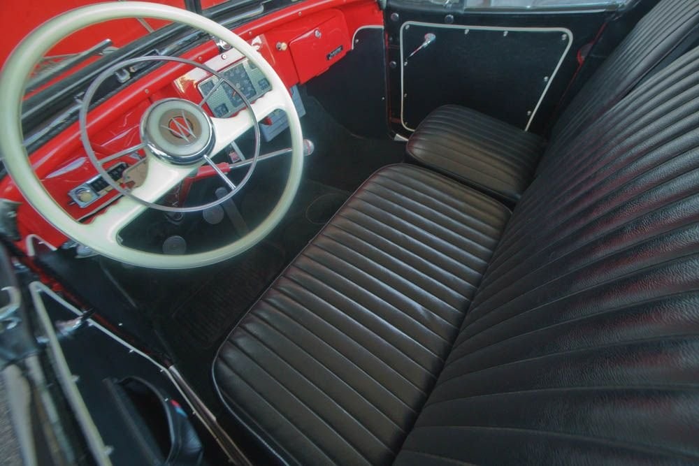 Willys-Jeepster-1948-Convertible-14