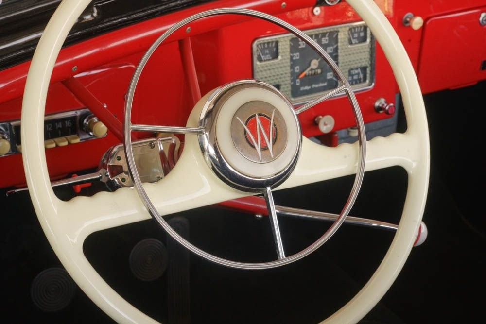 Willys-Jeepster-1948-Convertible-16