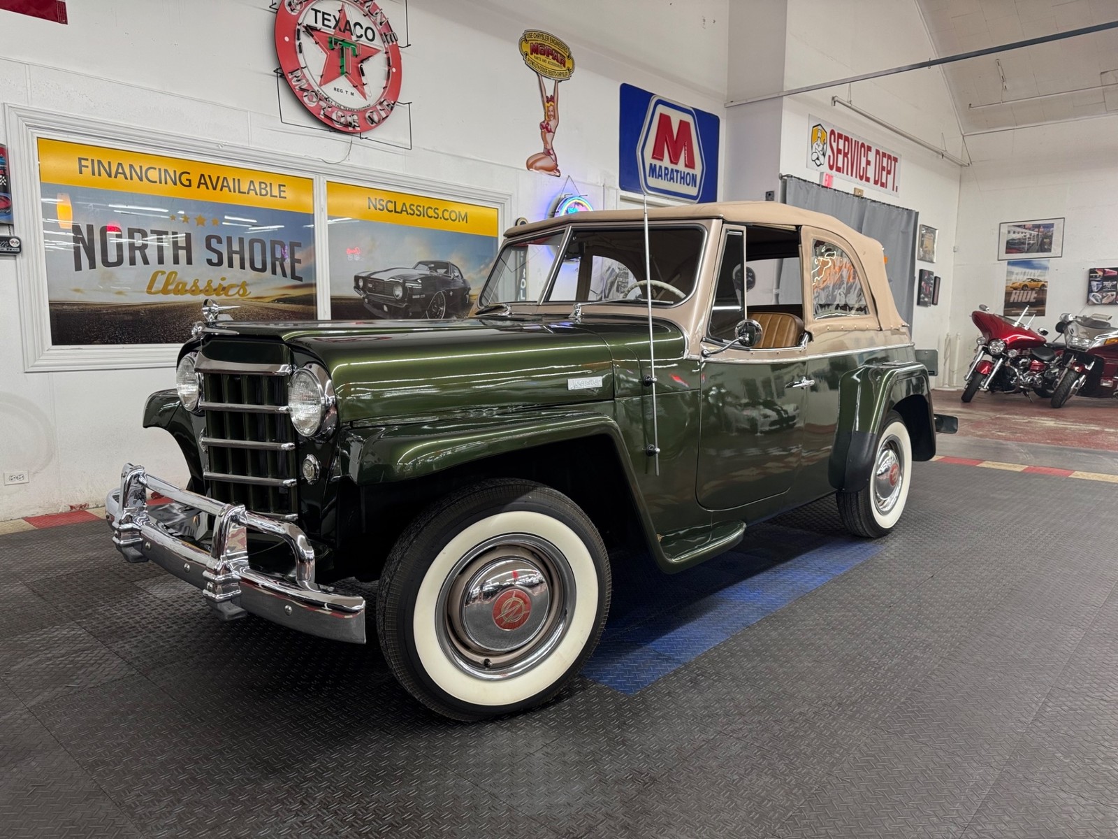 Willys-Jeepster-1951-1