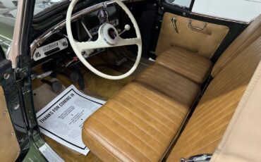 Willys-Jeepster-1951-14