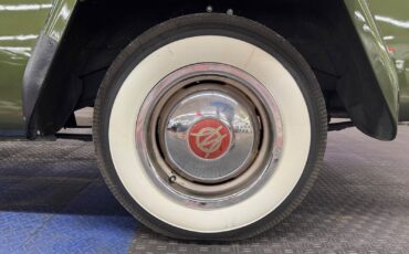Willys-Jeepster-1951-23
