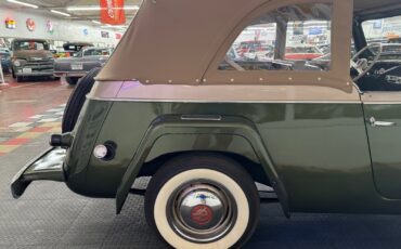 Willys-Jeepster-1951-24