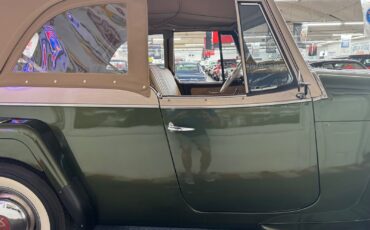 Willys-Jeepster-1951-25