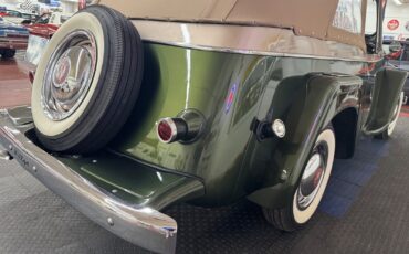 Willys-Jeepster-1951-28