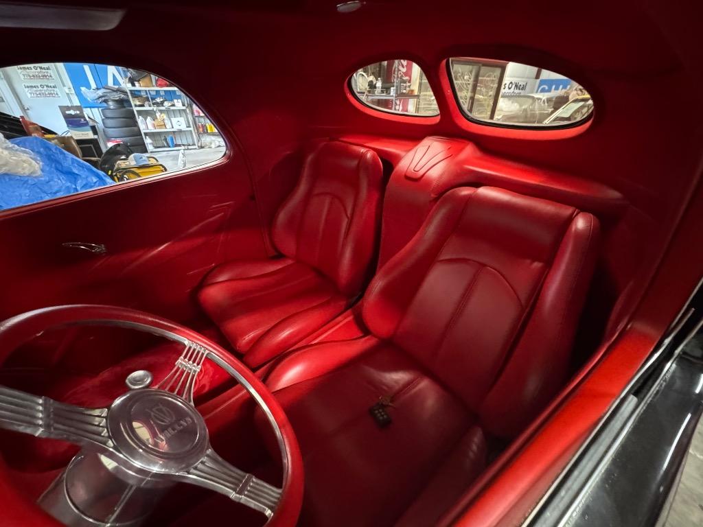 Willys-Other-1940-Black-Red-11