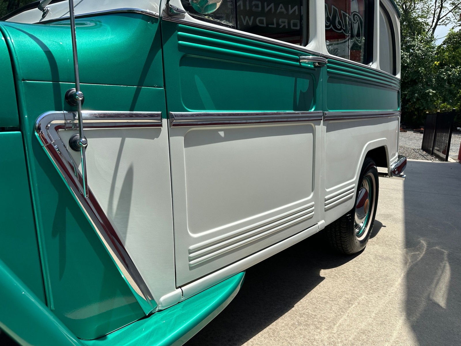 Willys-Station-Wagon-1960-Wagon-15