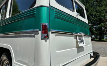 Willys-Station-Wagon-1960-Wagon-19