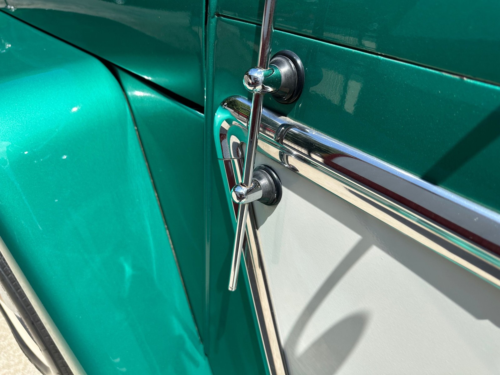 Willys-Station-Wagon-1960-Wagon-21