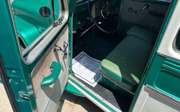 Willys-Station-Wagon-1960-Wagon-25