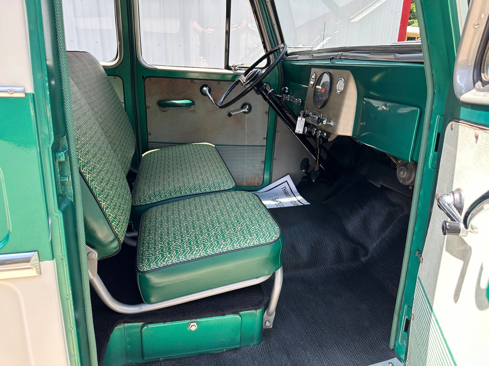 Willys-Station-Wagon-1960-Wagon-28