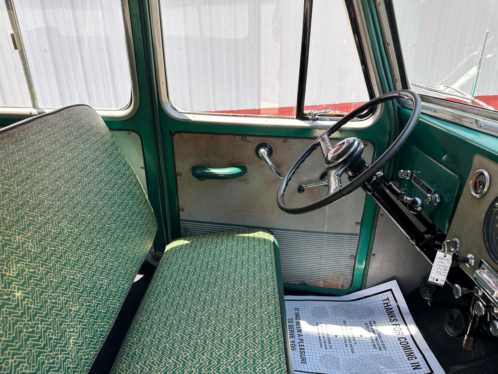 Willys-Station-Wagon-1960-Wagon-31