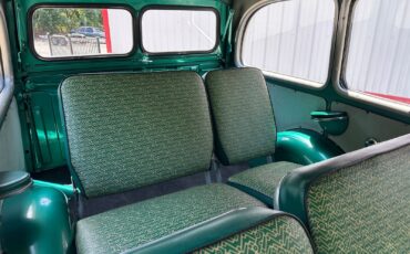 Willys-Station-Wagon-1960-Wagon-32