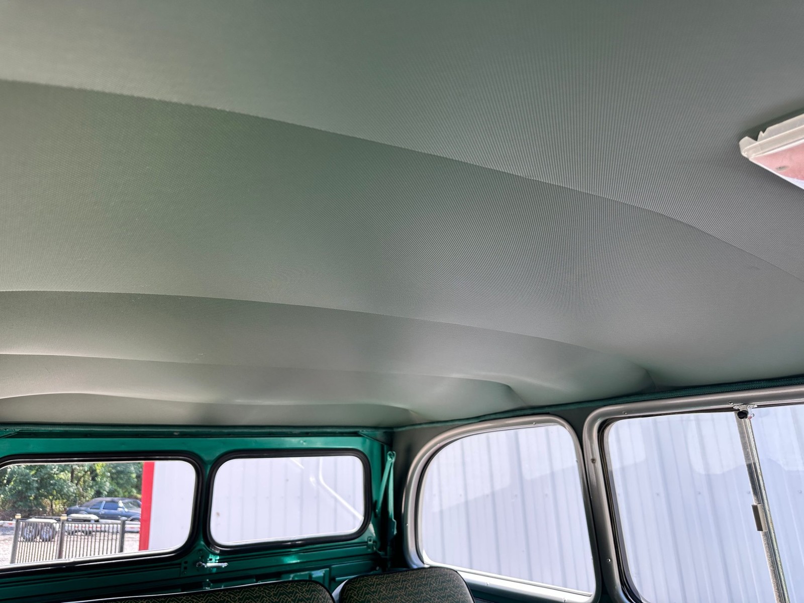 Willys-Station-Wagon-1960-Wagon-33