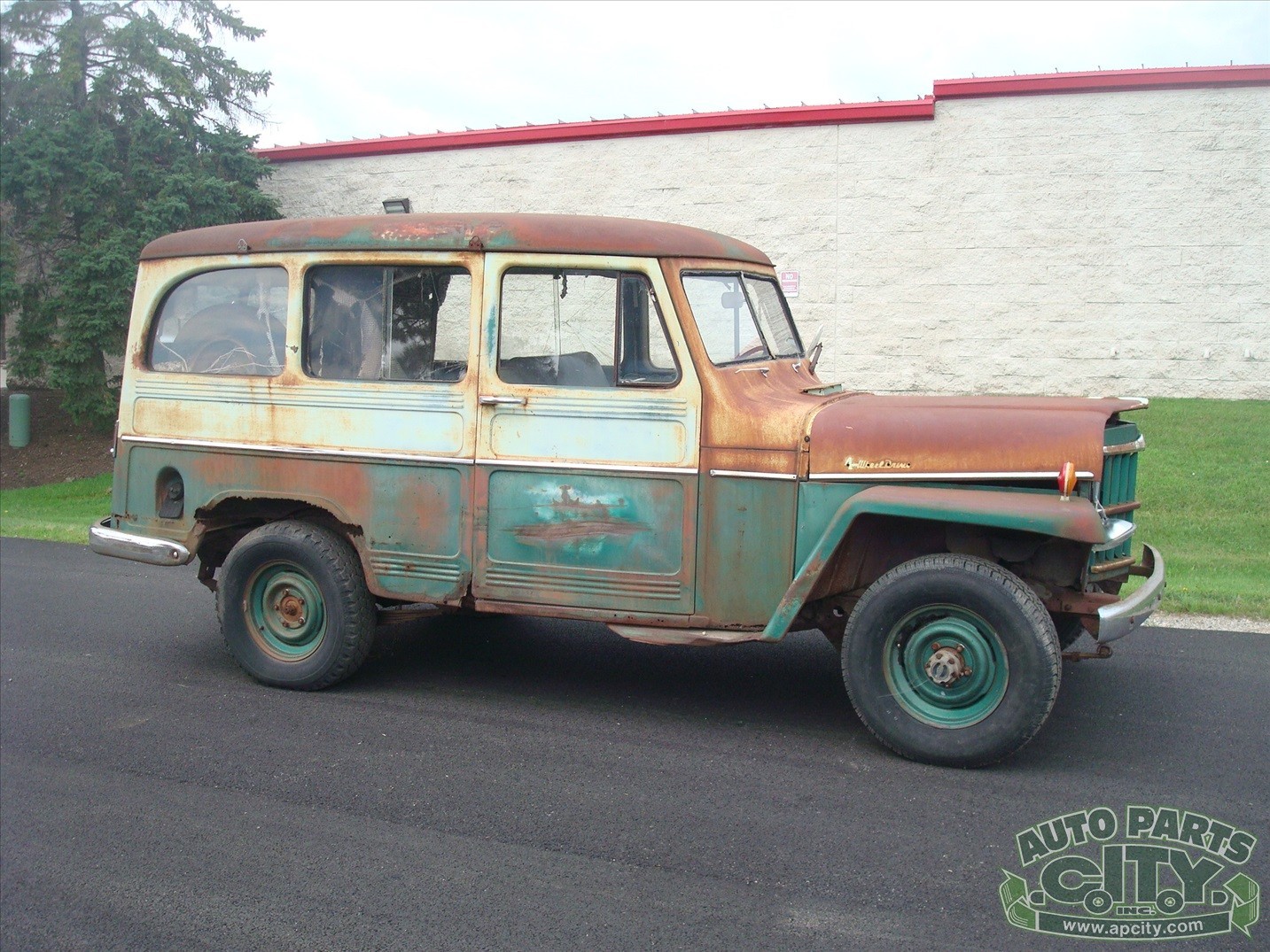 Willys-Willys-1957-Wagon-2