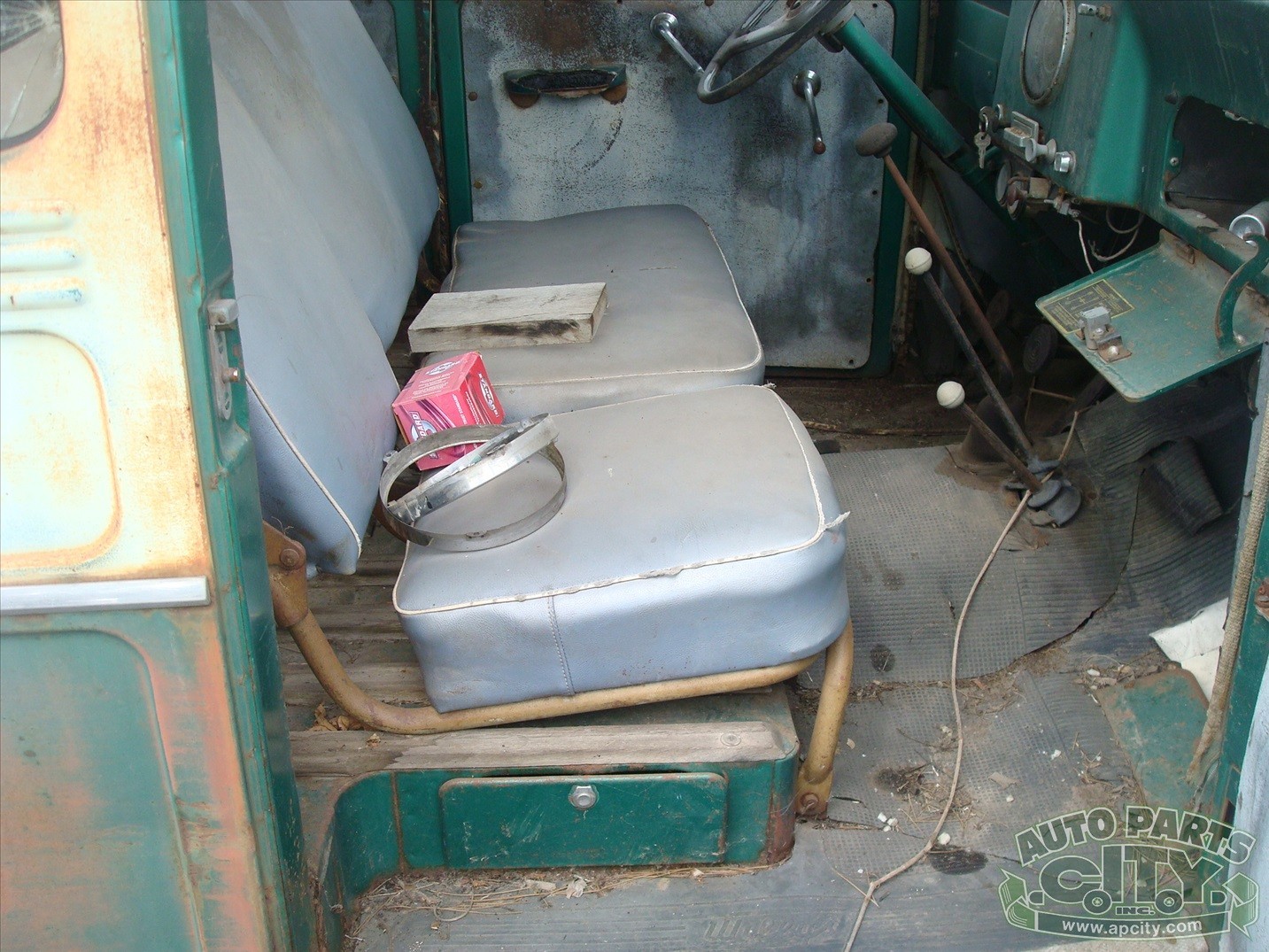 Willys-Willys-1957-Wagon-7