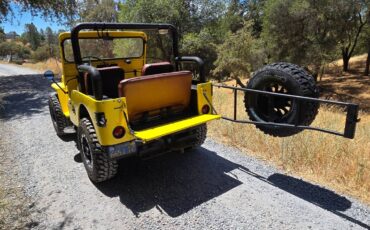 Willys-cj3a-1947-yellow-1