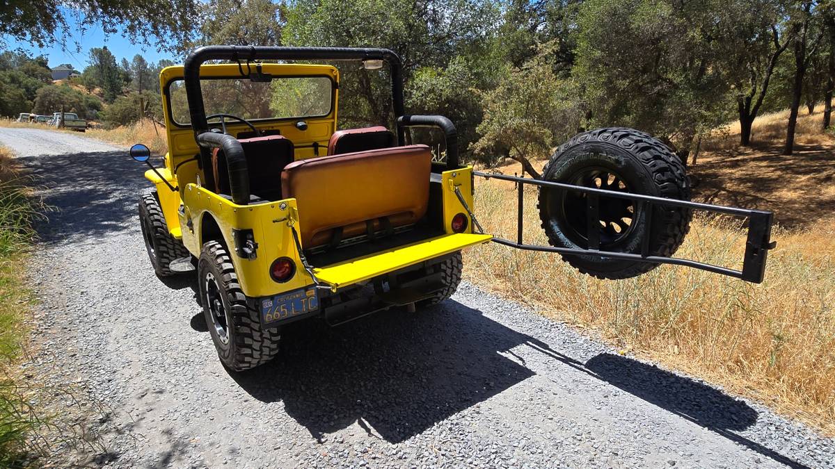 Willys-cj3a-1947-yellow-1