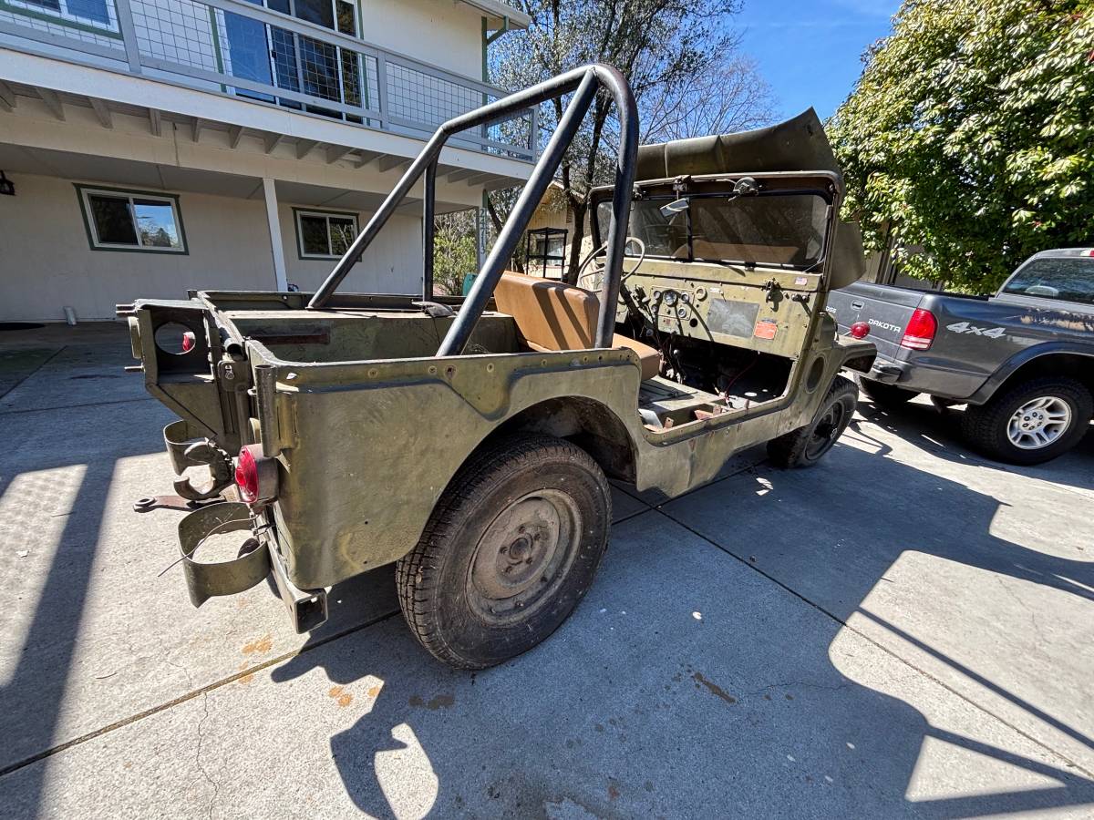 Willys-jeep-1952-green-15