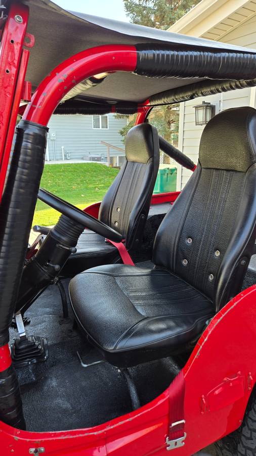 Willys-mb-jeep-1945-red-7