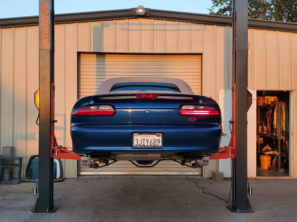 Z28-camaro-convertible-1995-blue-17