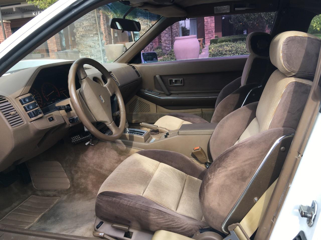 Zimmer-Golden-spirit-1986-White-Tan-9