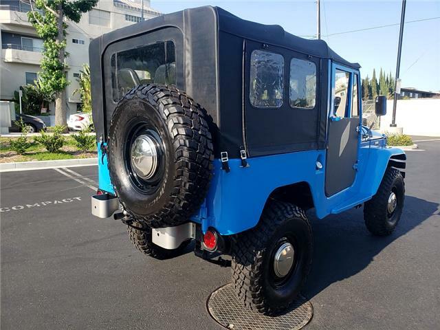 toyota-FJ-Land-Cruiser-1965-8