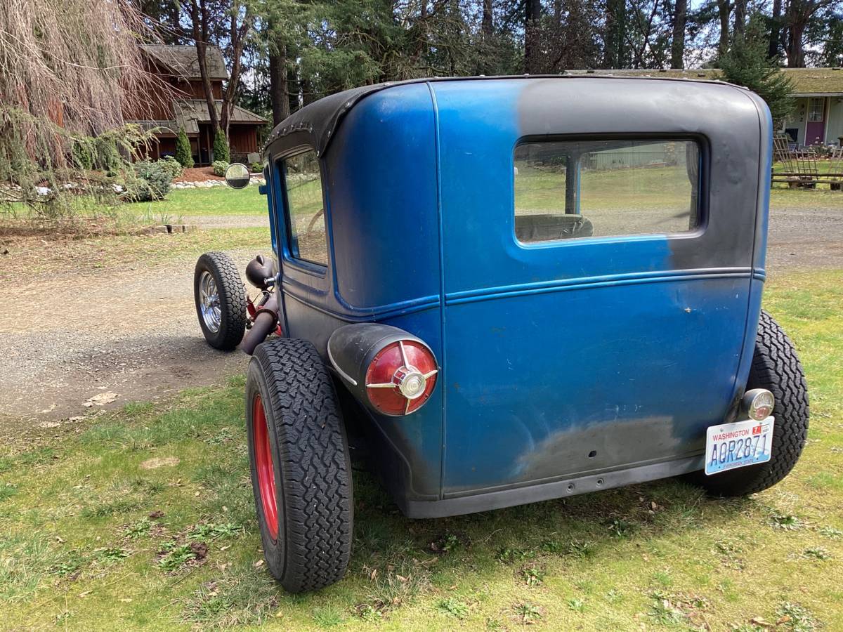 ‘31-ford-2dr-1931-blue-7