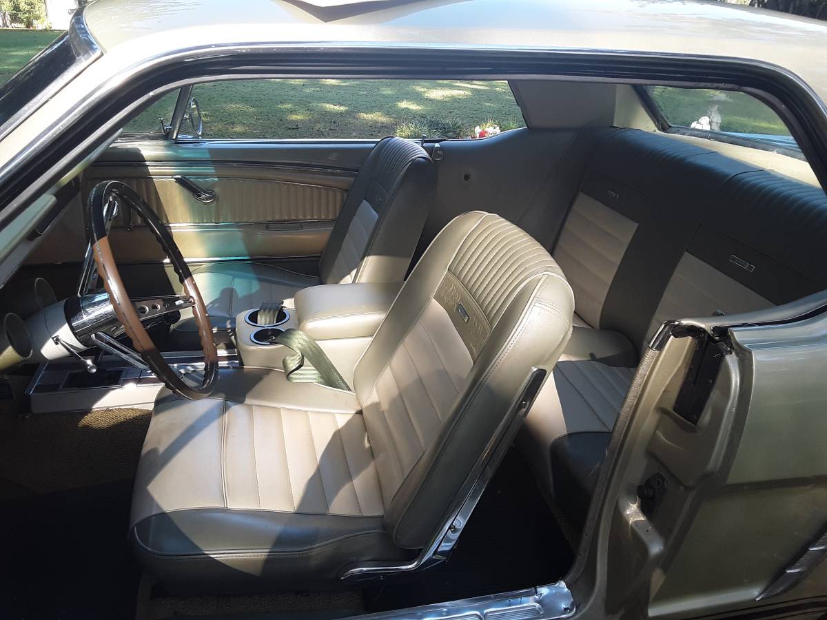1065-ford-mustang-1965-green-14