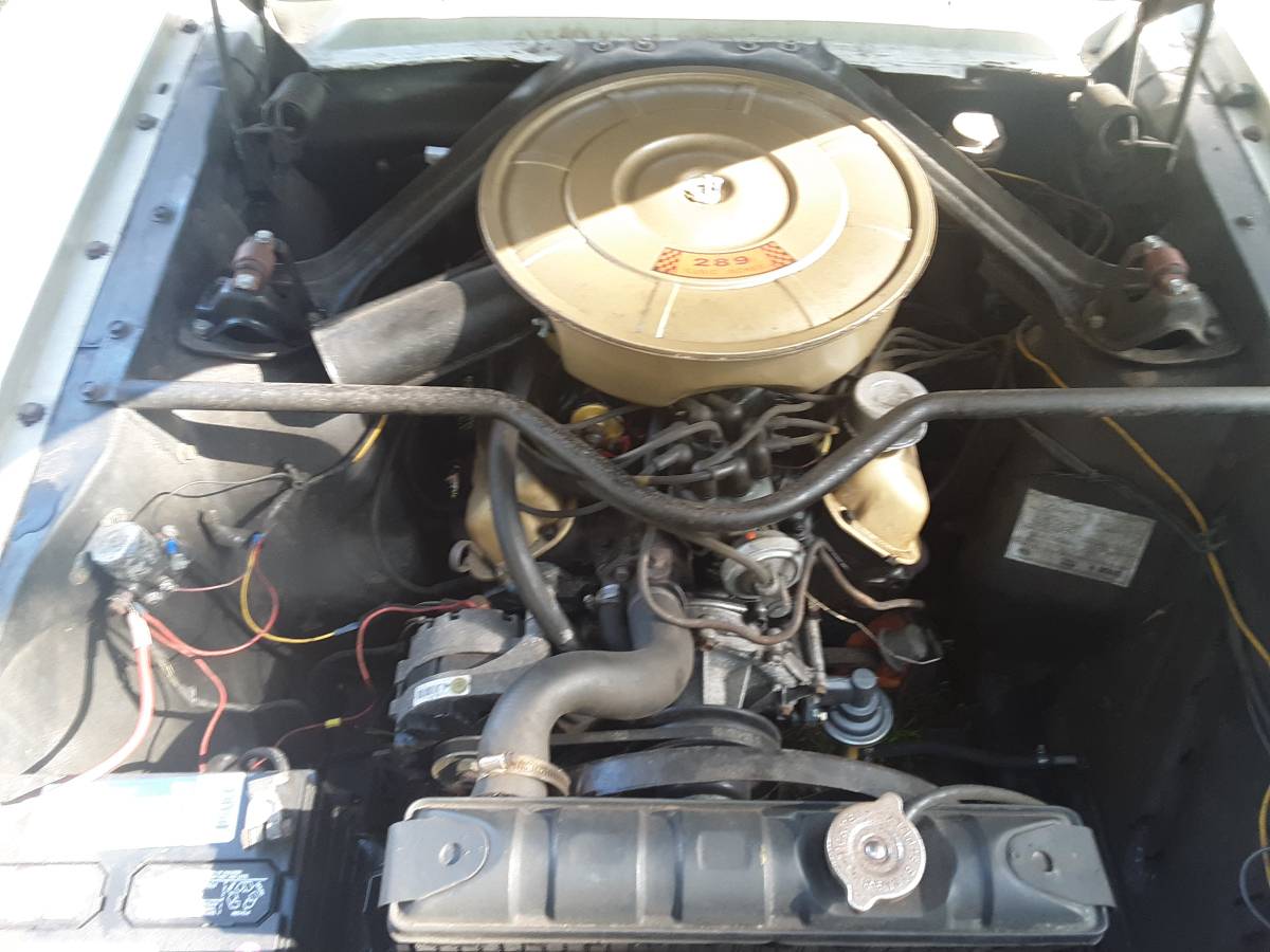 1065-ford-mustang-1965-green-9