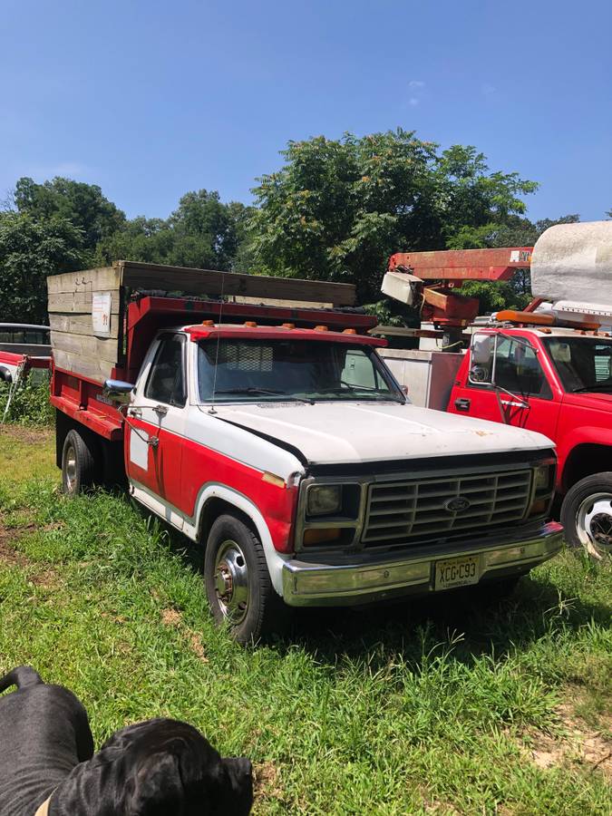 1082-ford-f350-1982