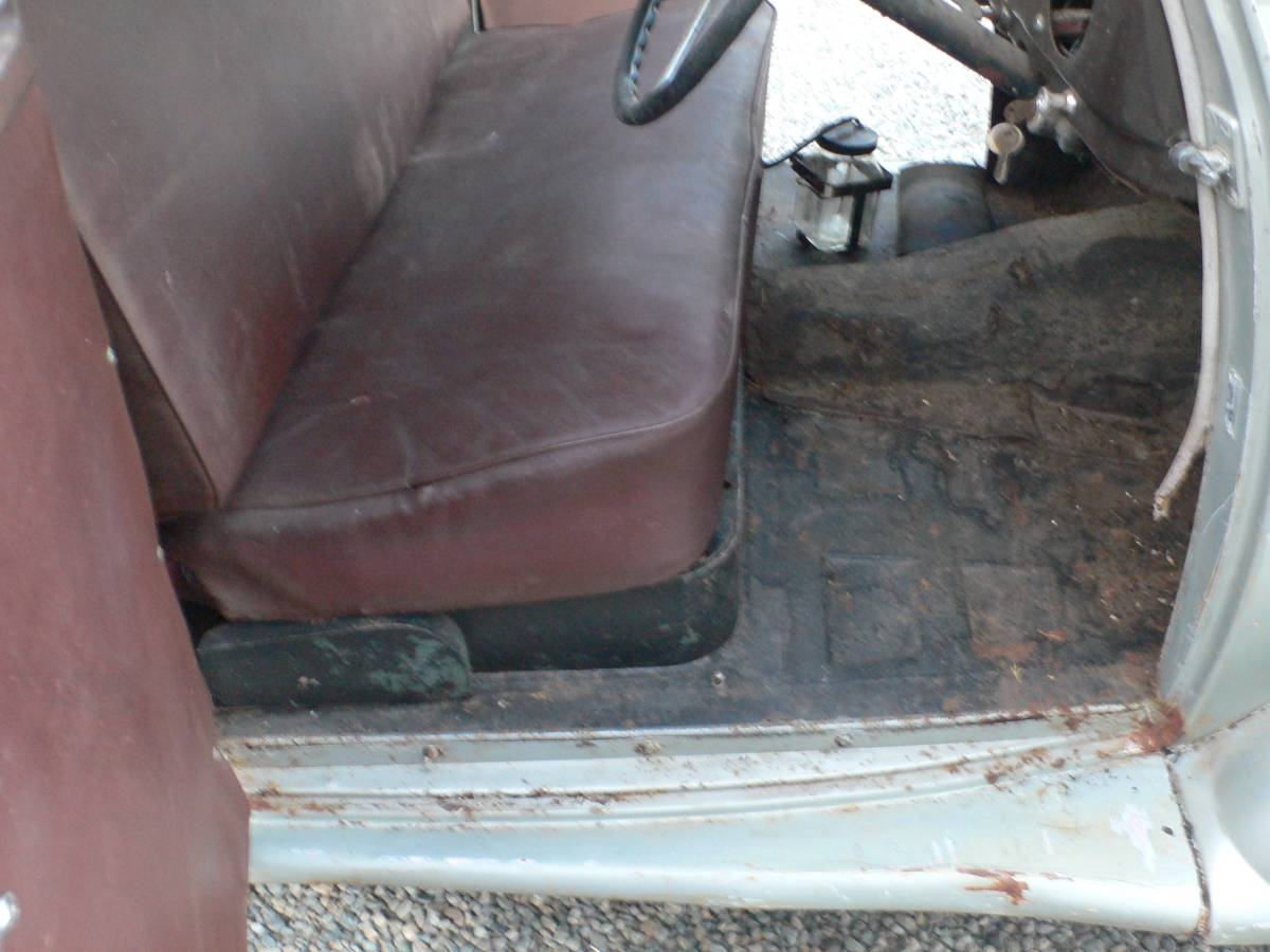 170-s-v-diesel-pickup-truck-1955-silver-15