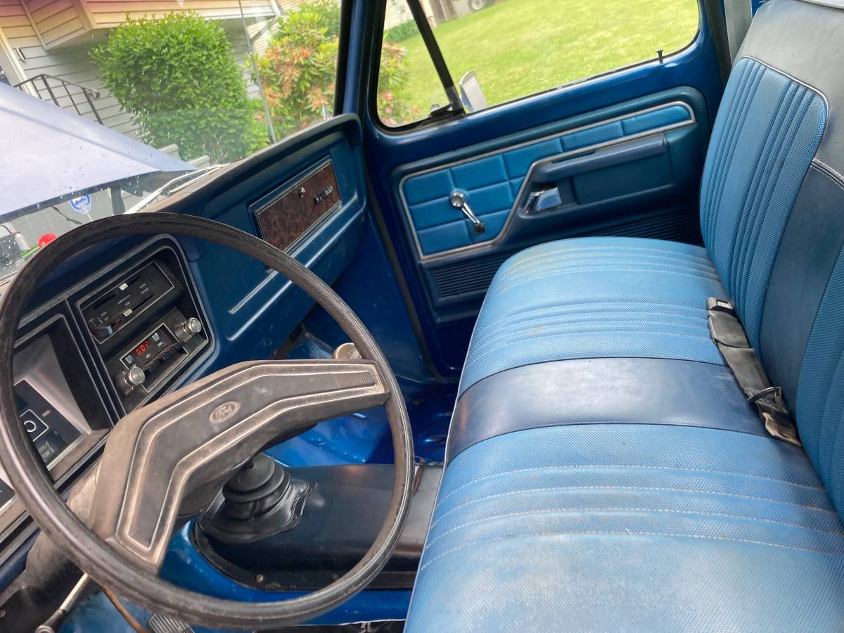 1970-1979-blue-10