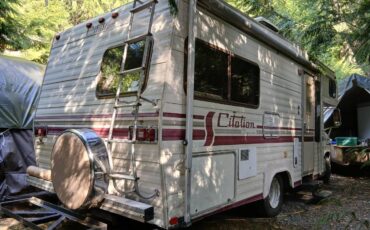 21ft-350-⁸gmc-class-quotcquot-citation-suprem-1985-yellow-5