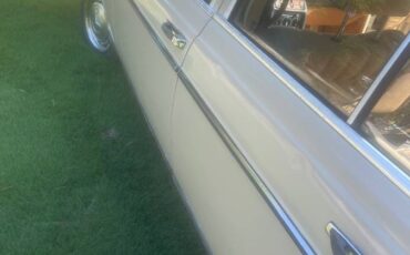 240d-diesel-1982-brown-7