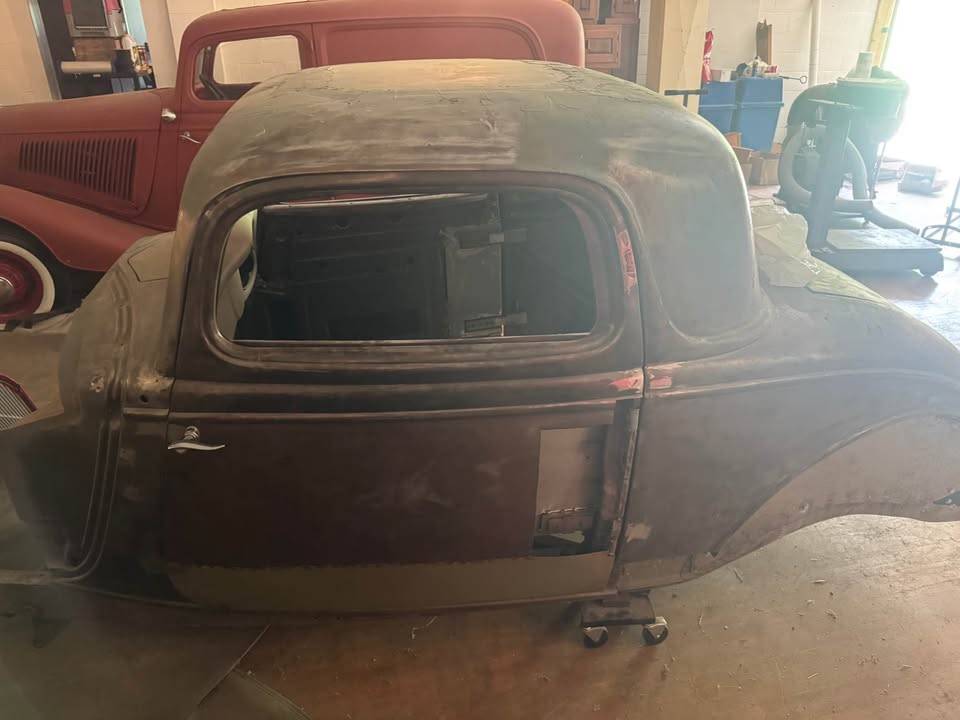 34-ford-3-window-coupe-1934-5