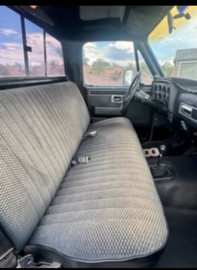 3500hdchevy-silverado-4x4-1987-black-7