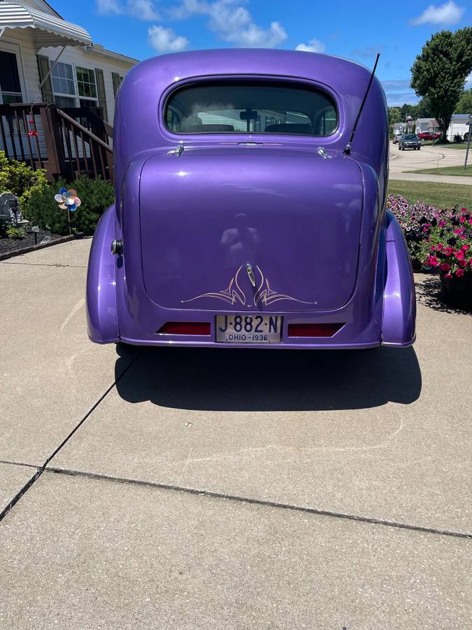 36-chevy-town-sedan-1936-purple-4