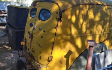41-chevy-panel-truck-1941-yellow-1