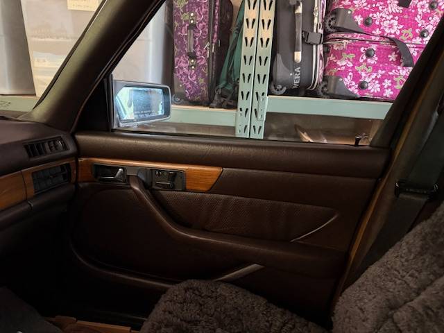 420sel-mercedes-benz-1986-grey-15