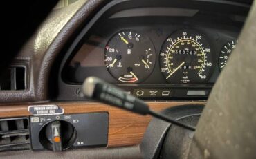 420sel-mercedes-benz-1986-grey-16