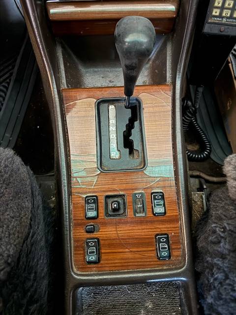 420sel-mercedes-benz-1986-grey-22