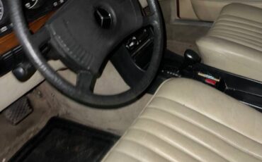 450sel-mercedes-bens-1977-custom-11