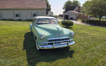 52-chevy-deluxe-1952-green