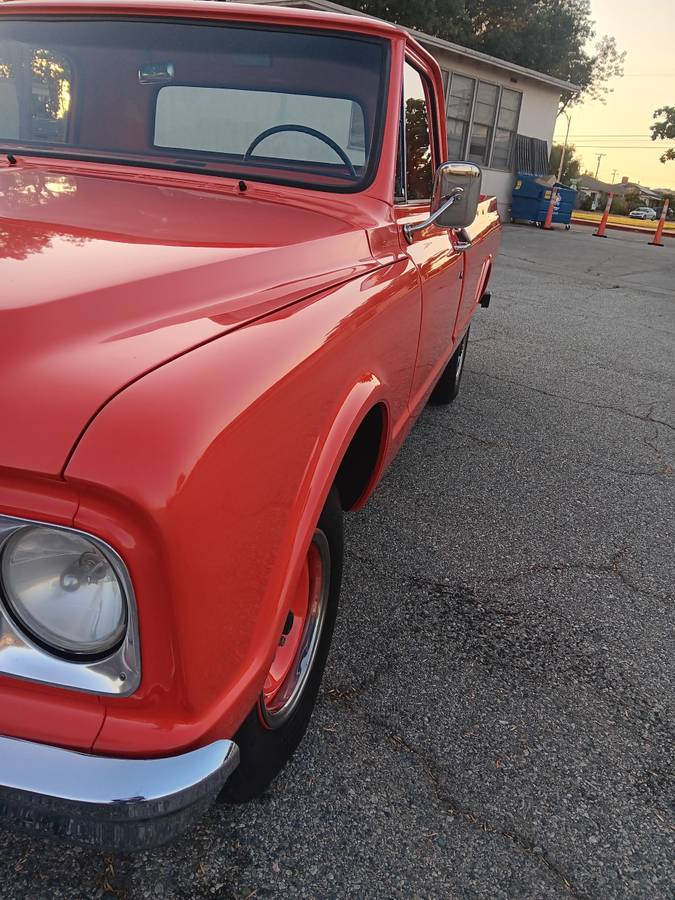 67-chevy-c-20-1967-orange-14