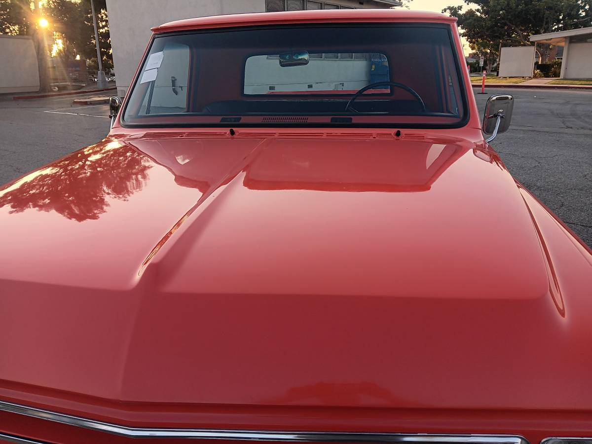 67-chevy-c-20-1967-orange-15