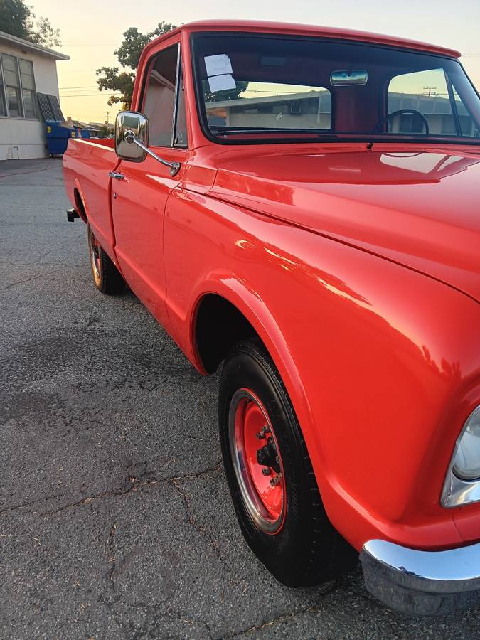 67-chevy-c-20-1967-orange-17