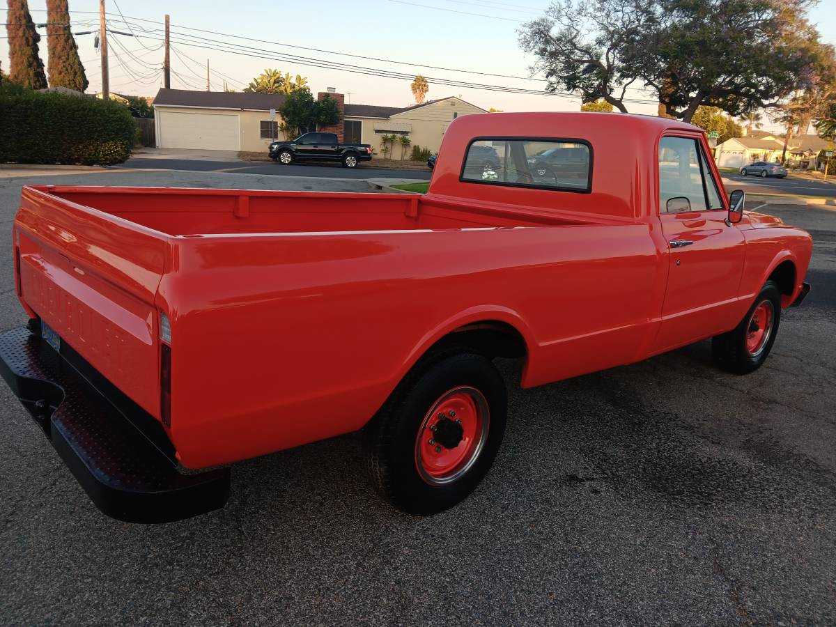 67-chevy-c-20-1967-orange-6