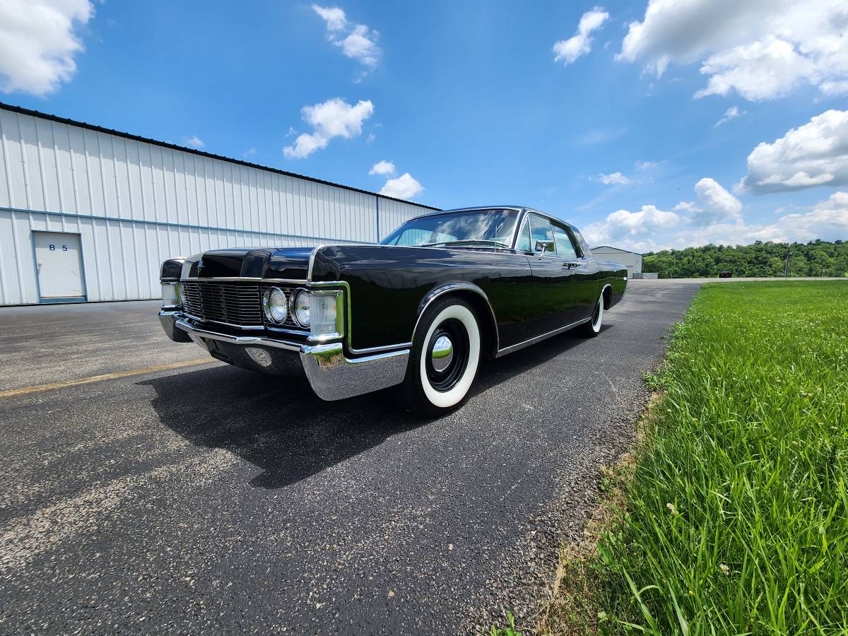 68-lincoln-continental-1968-black-2